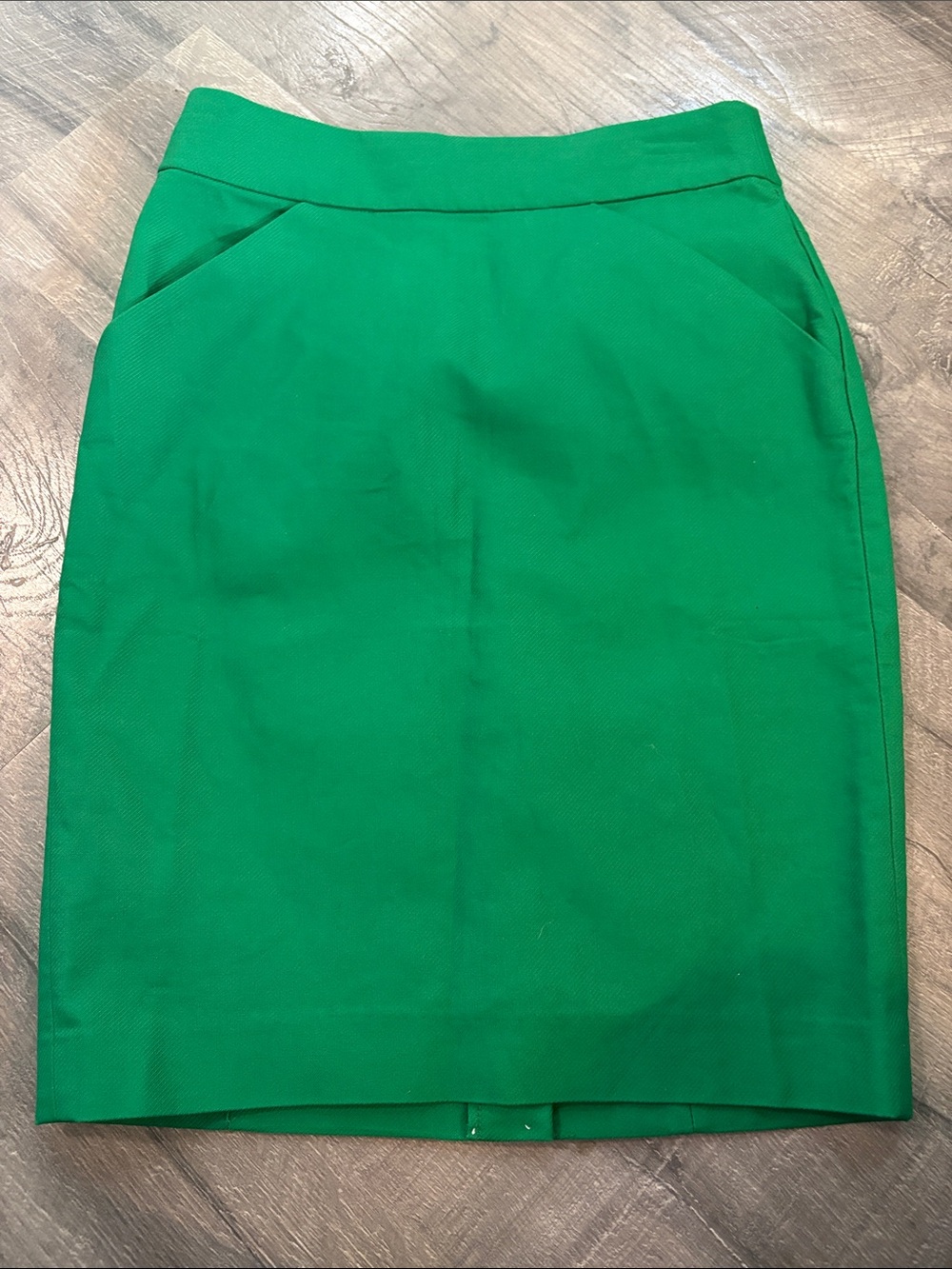 NWT - JCrew - Elegant Emerald Pencil Skirt - Tailored Work Staple